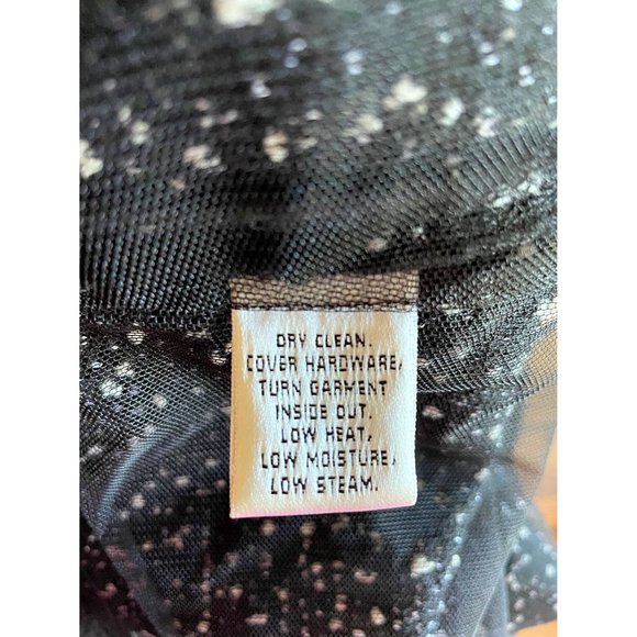 St. John Couture Caviar & Bright White Knit Capri Sleeve Zippered Jacket, Size 8 - Picture 5 of 5